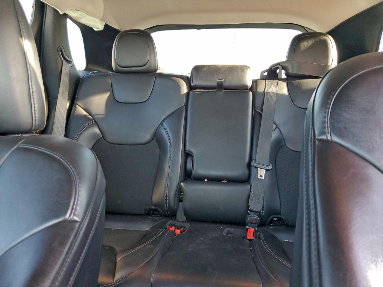 2021 Jeep Cherokee Latitude Plus VIN: 1C4PJLLB6MD112097 Lot: 92657175