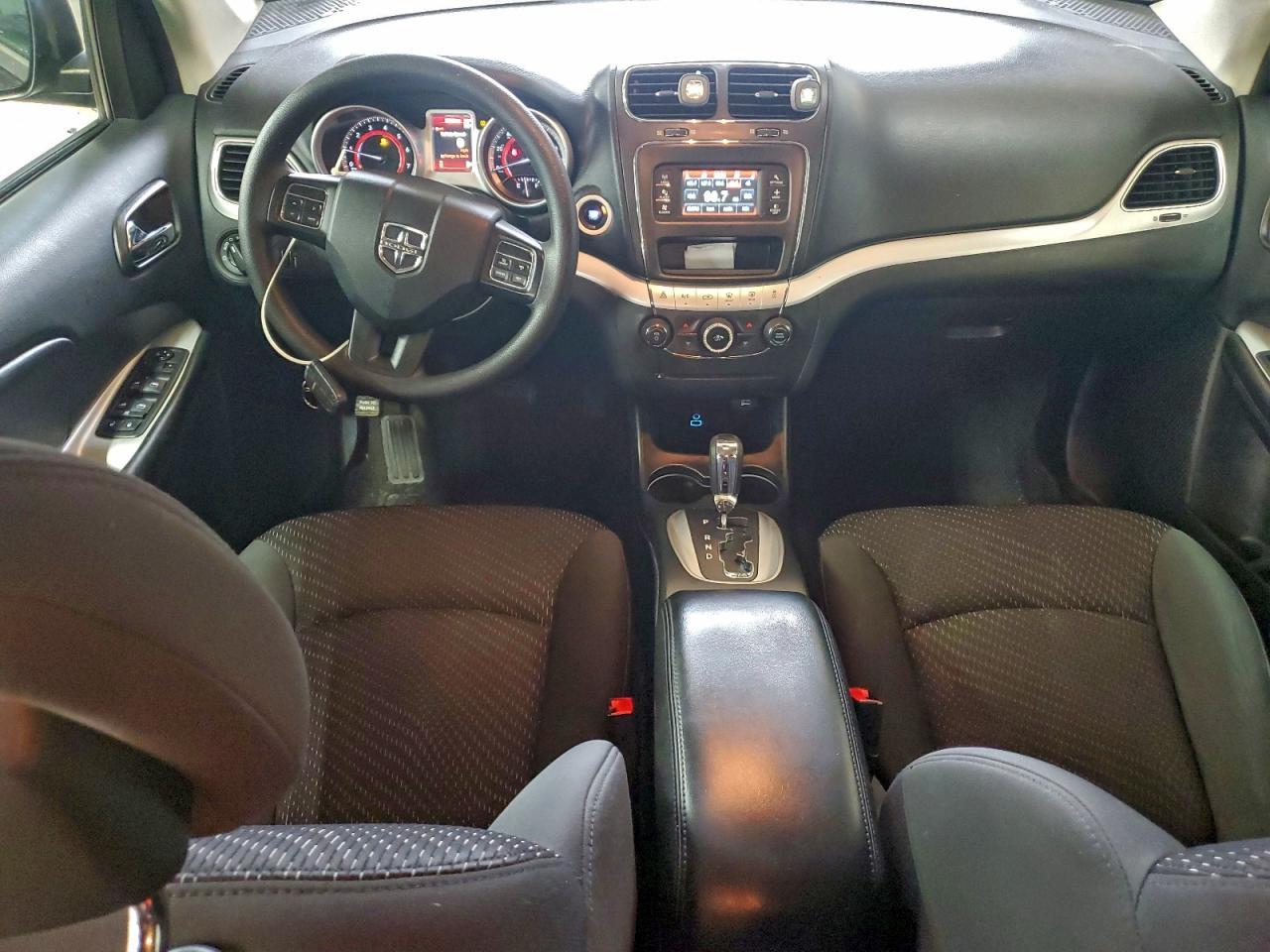 2018 Dodge Journey Se VIN: 3C4PDCAB2JT384095 Lot: 93873315