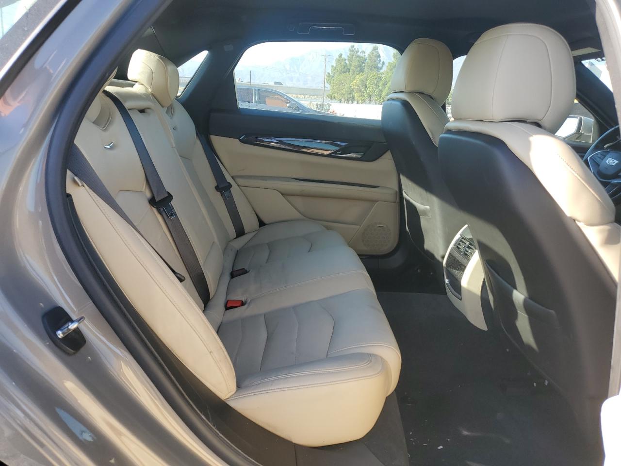 2019 Cadillac Ct6 Luxury VIN: 1G6KB5RS5KU133047 Lot: 92249275