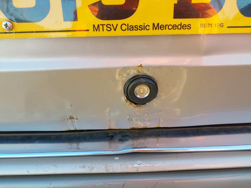 1998 MERCEDES-BENZ E CLASS E240 V6 ELEGANCE 4DR AUTO [5]