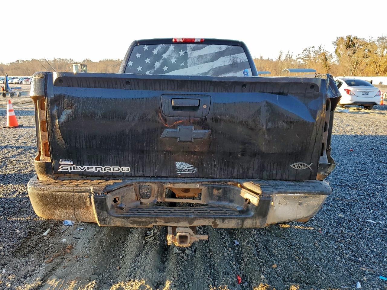 2008 Chevrolet Silverado C1500 VIN: 2GCEC19C581327784 Lot: 93272805