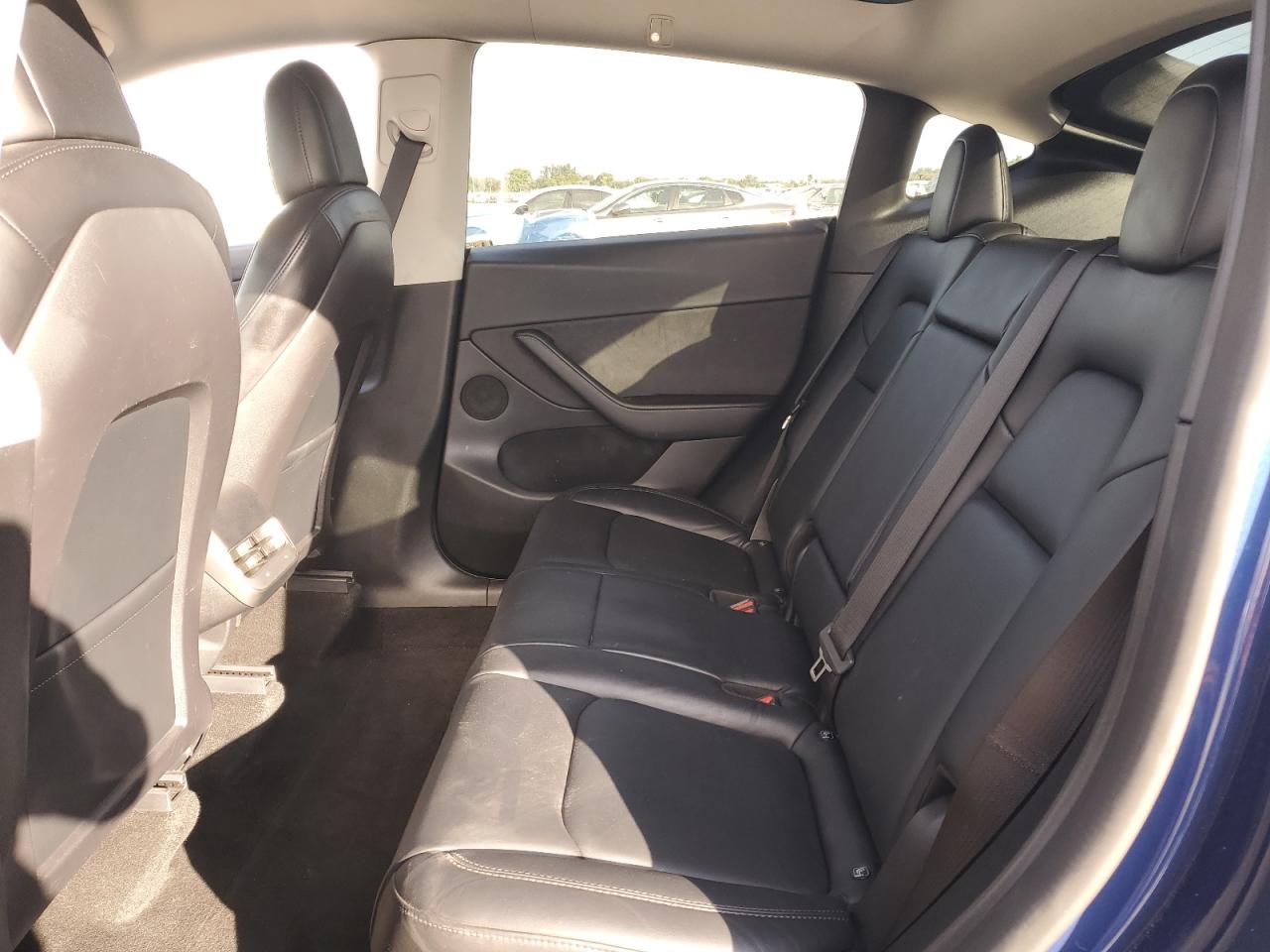2022 Tesla Model Y VIN: 7SAYGDEE8NF481038 Lot: 93695305