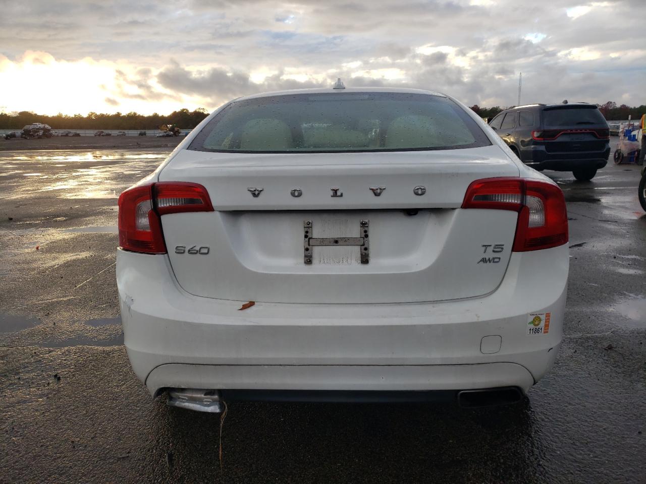 2014 Volvo S60 T5 VIN: YV1612FH2E1293931 Lot: 92013235