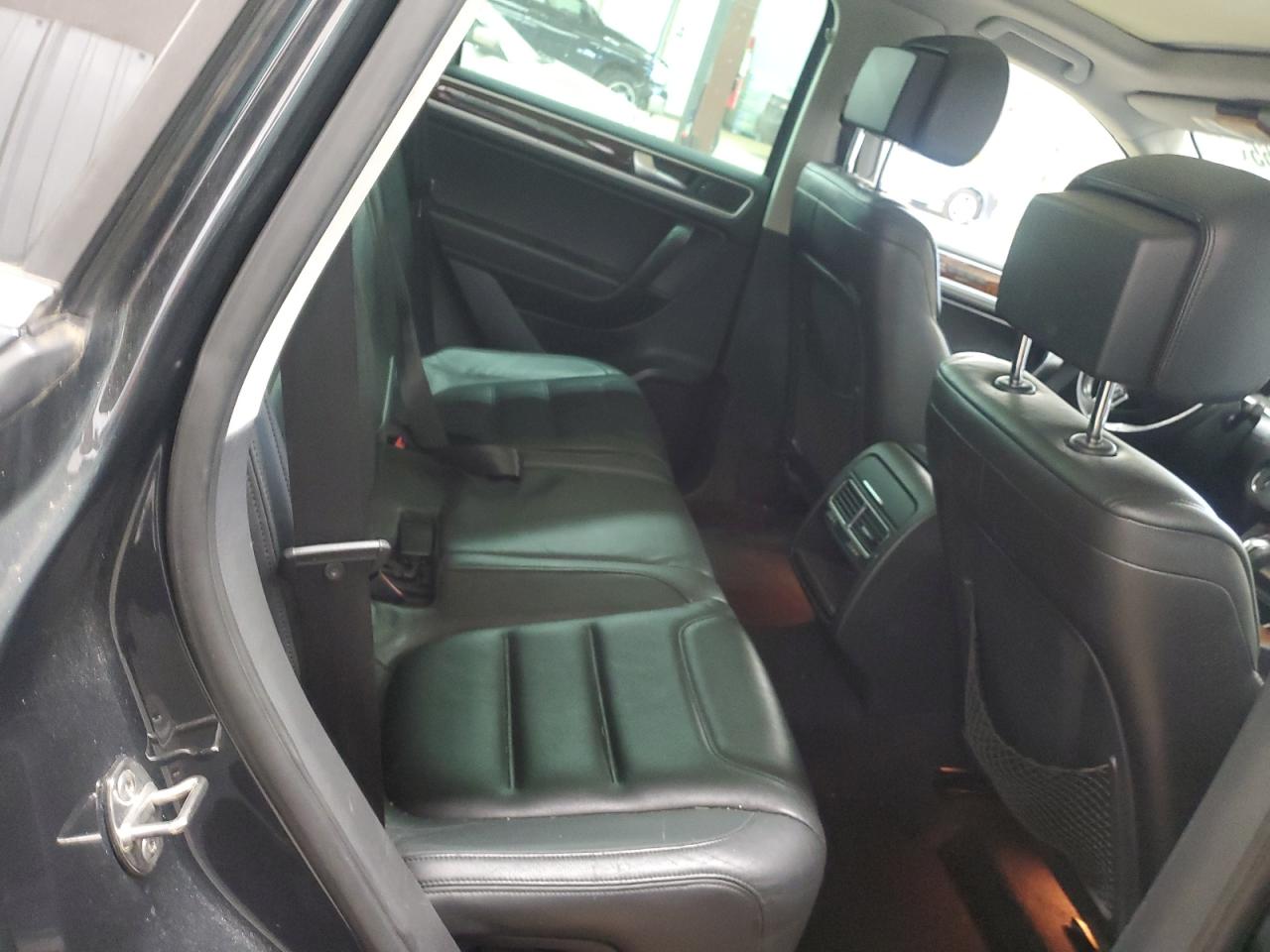 2012 Volkswagen Touareg V6 VIN: WVGEF9BP4CD011854 Lot: 93265865