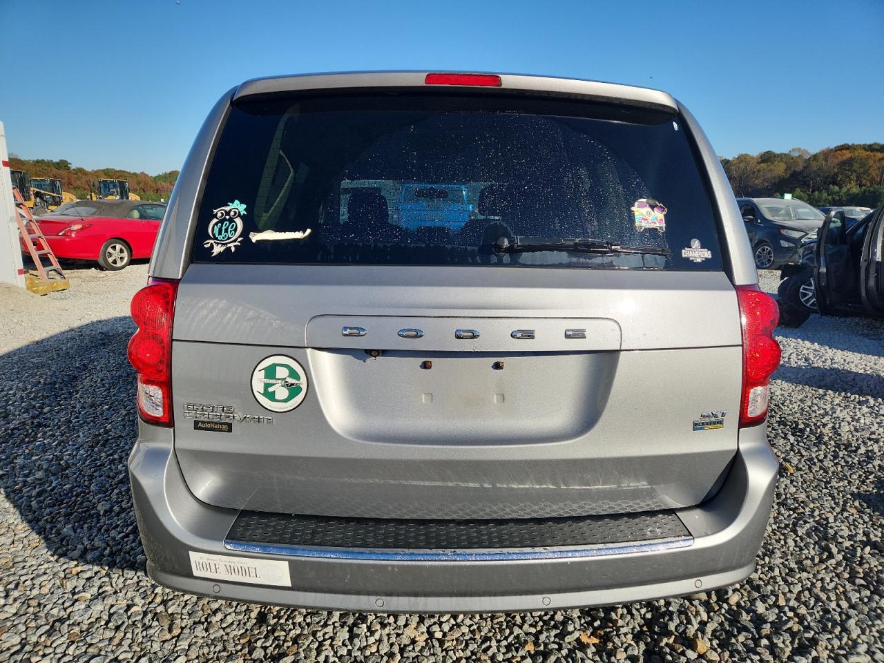 2015 Dodge Grand Caravan Sxt VIN: 2C4RDGCG5FR744740 Lot: 92726695