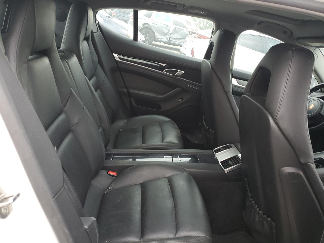 2015 Porsche Panamera 2 VIN: WP0AA2A70FL000757 Lot: 92806595