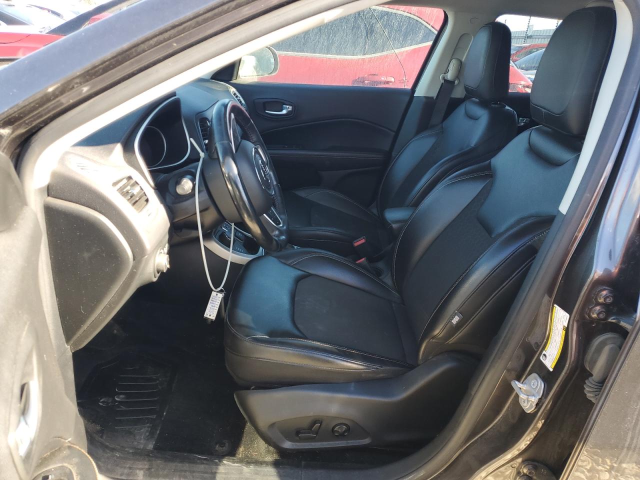 2018 Jeep Compass Latitude VIN: 3C4NJDBB9JT155014 Lot: 87459315