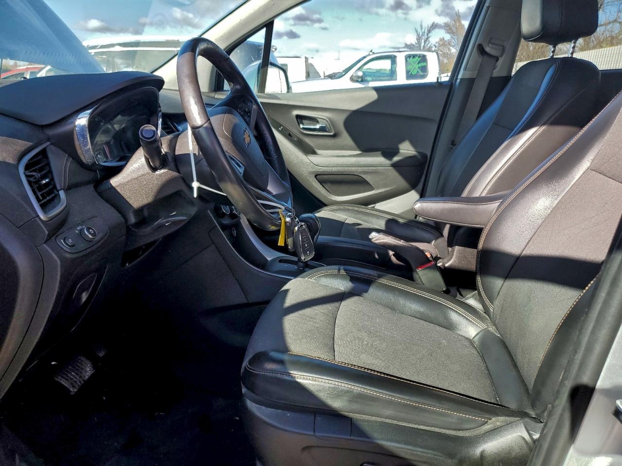 2020 Chevrolet Trax 1Lt VIN: 3GNCJLSB1LL195597 Lot: 93749945