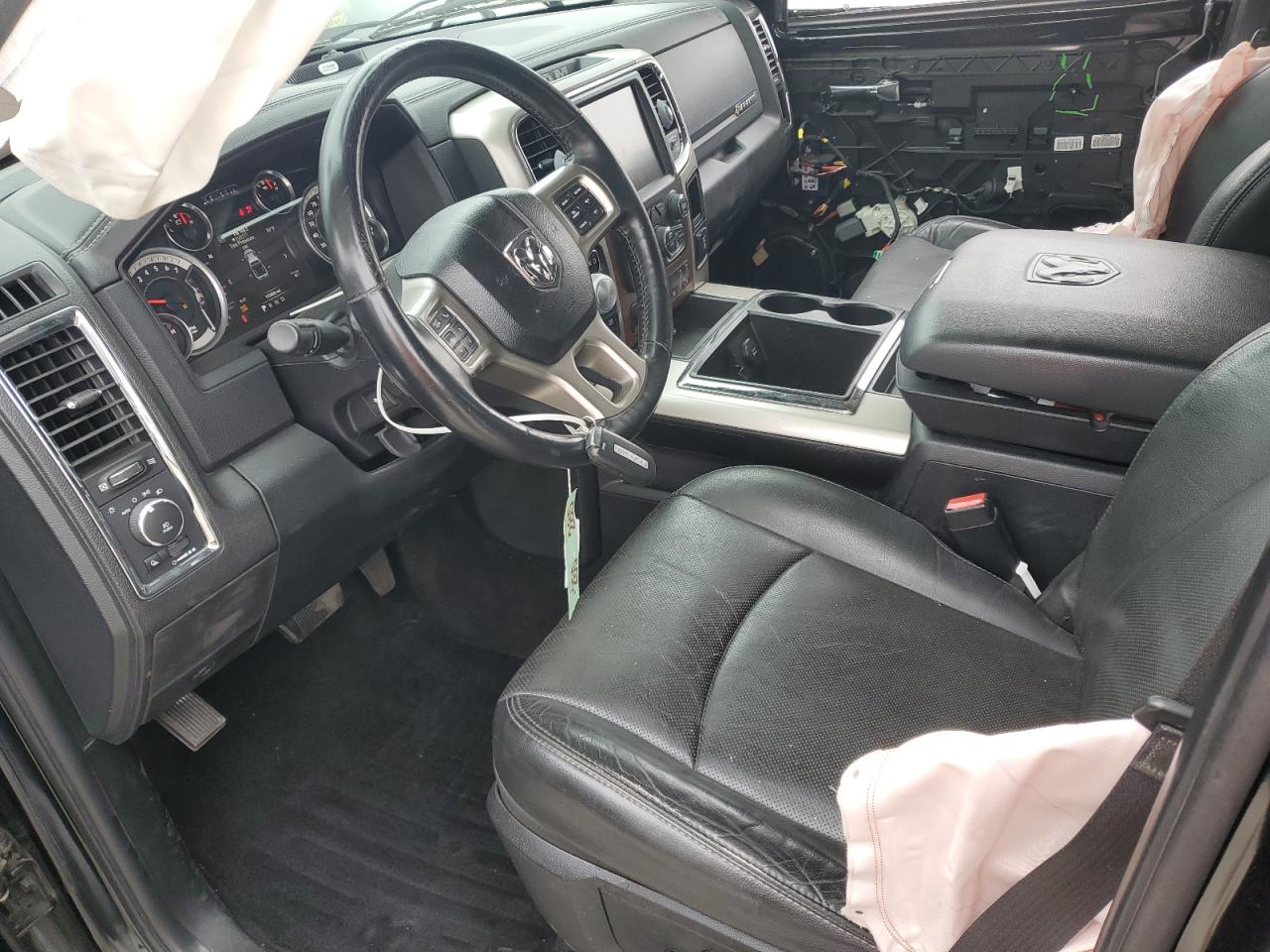 2015 Ram 1500 Laramie VIN: 1C6RR7NT3FS672860 Lot: 90436515