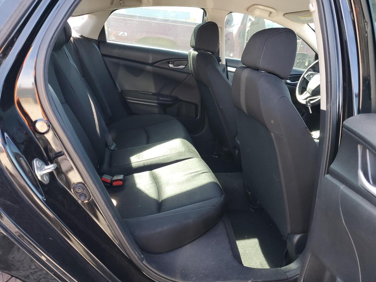 2019 Honda Civic Lx VIN: 2HGFC2F68KH574404 Lot: 92222835