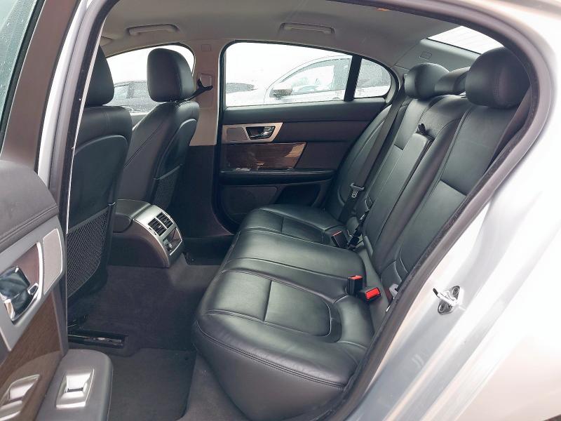 2012 JAGUAR XF 2.2D PREMIUM LUXURY 4DR AUTO