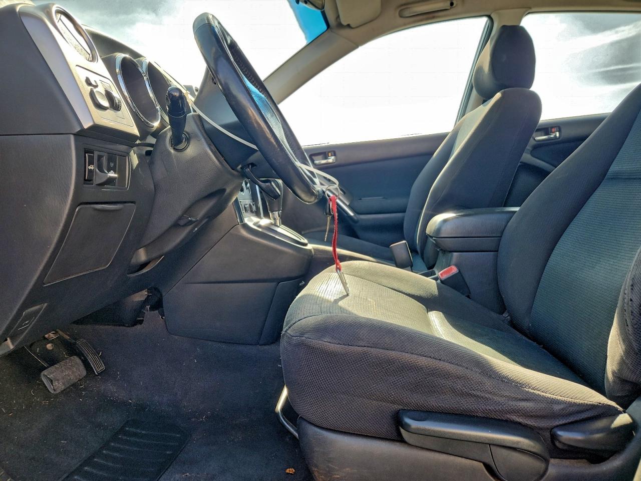 2005 Toyota Corolla Matrix Xr VIN: 2T1KR32E65C368141 Lot: 93431815