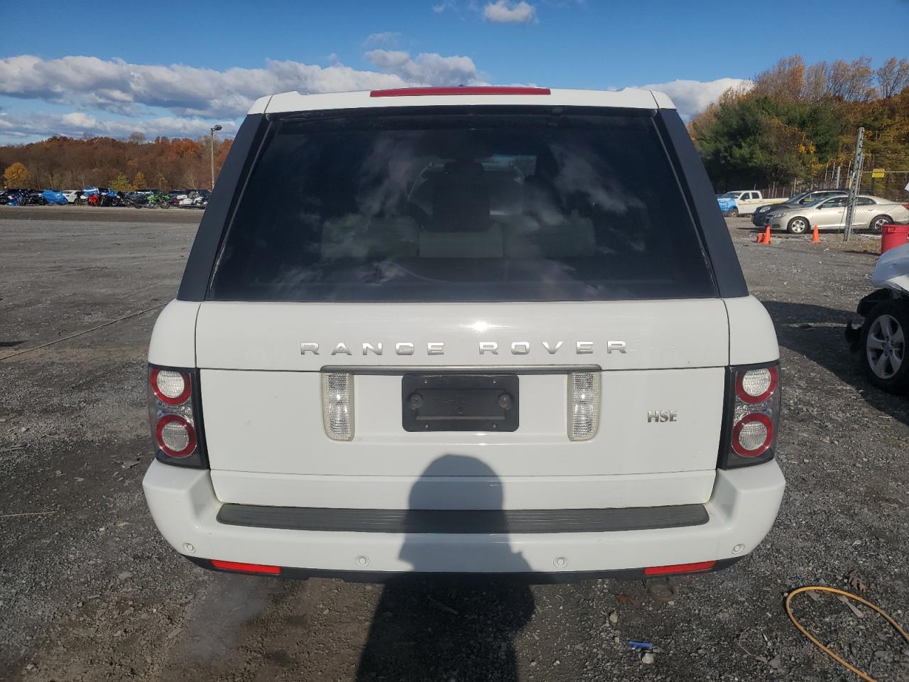 2011 Land Rover Range Rover Hse VIN: SALME1D45BA356682 Lot: 90406705