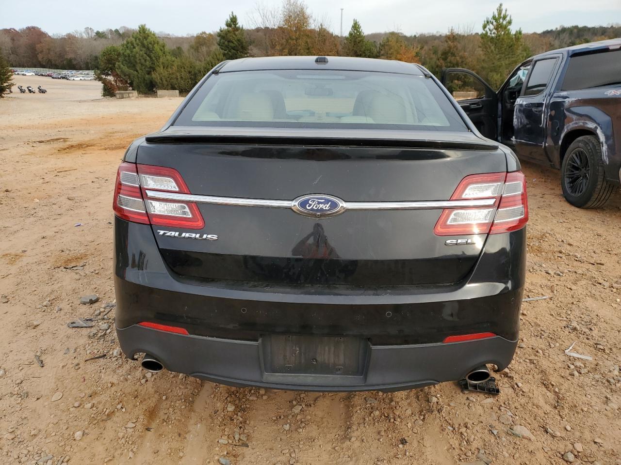 2016 Ford Taurus Sel VIN: 1FAHP2E88GG134058 Lot: 92871755
