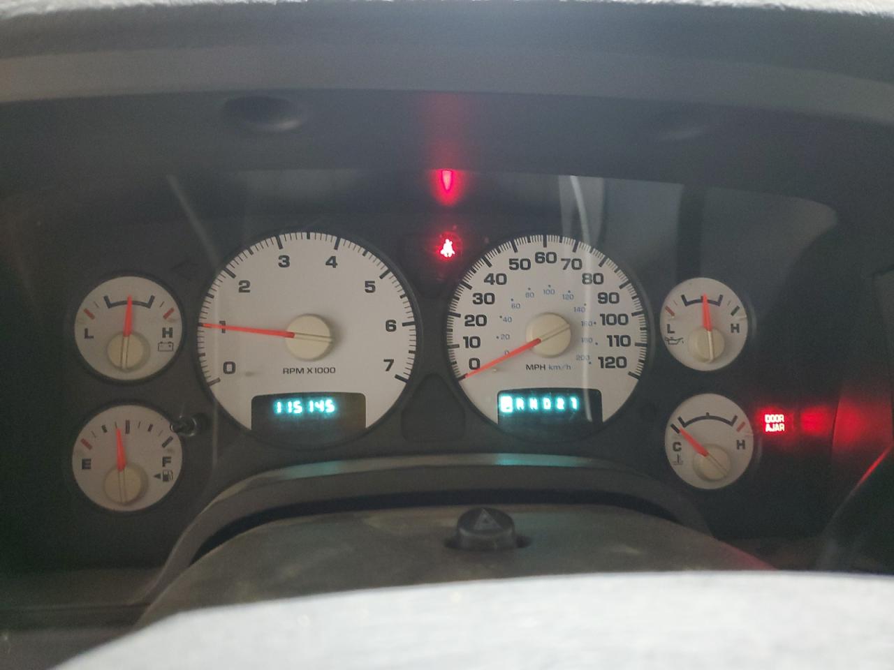 2002 Dodge Ram 1500 VIN: 1D7HU18Z22J220792 Lot: 90589625