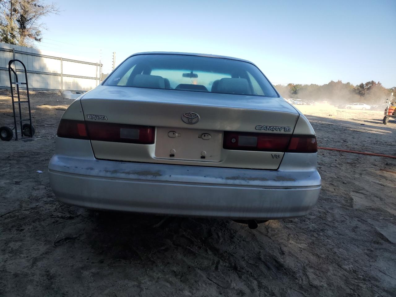 1999 Toyota Camry Le VIN: JT2BF28K3X0162510 Lot: 92832725
