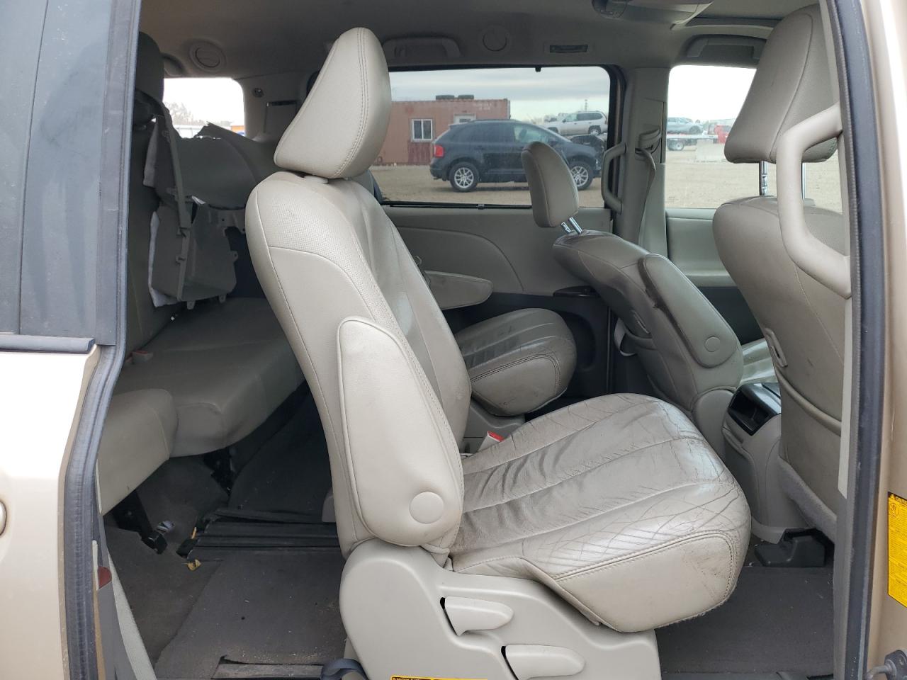 2013 Toyota Sienna Xle VIN: 5TDYK3DC2DS297732 Lot: 93026925