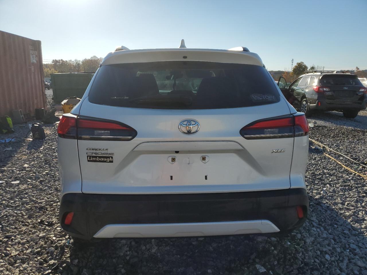 2022 Toyota Corolla Cross Xle VIN: 7MUEAAAG3NV006762 Lot: 92721205