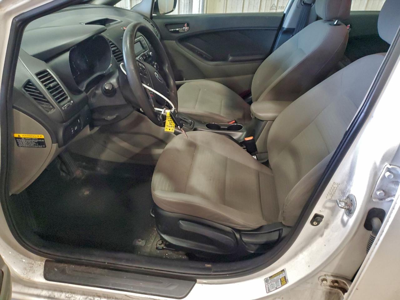 2015 Kia Forte Lx VIN: KNAFX4A63F5289853 Lot: 92613635