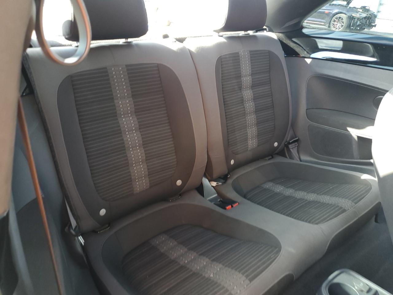 2012 Volkswagen Beetle Turbo VIN: 3VW467AT8CM642580 Lot: 94023445