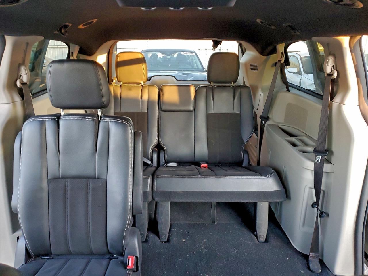 2019 Dodge Grand Caravan Sxt VIN: 2C4RDGCG3KR676190 Lot: 94147615