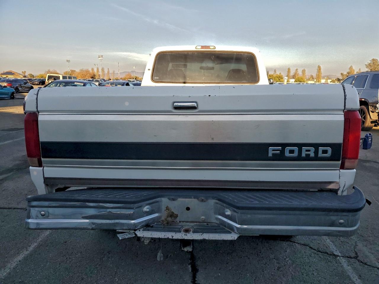 1994 Ford F250 VIN: 1FTHX26GXRKB14166 Lot: 94183965