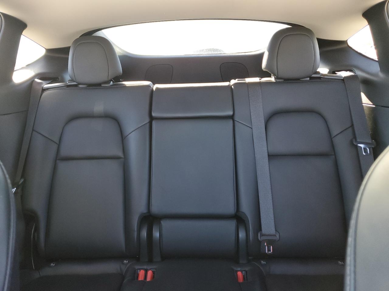 2021 Tesla Model Y VIN: 5YJYGDEE8MF115933 Lot: 90687425