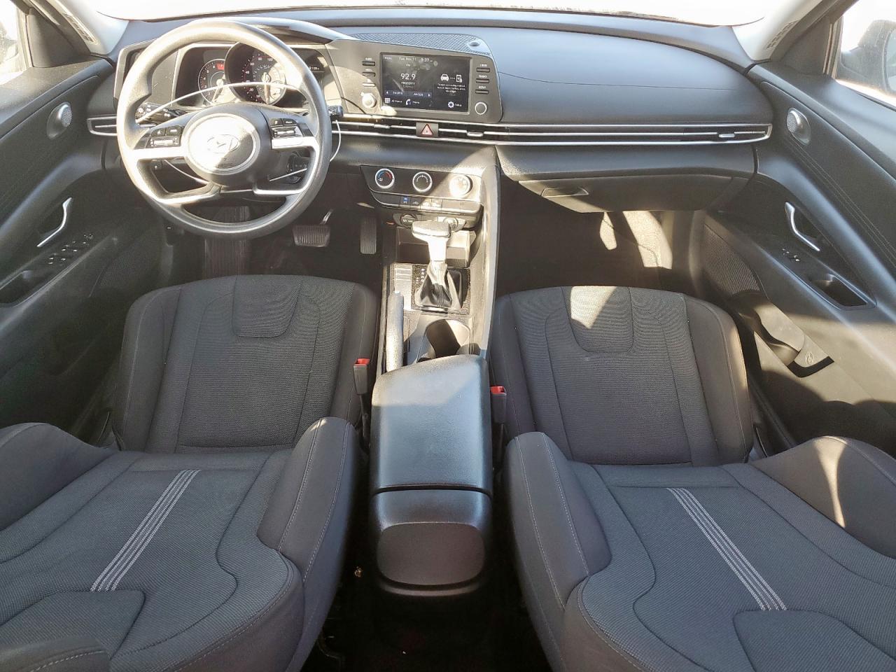 2022 Hyundai Elantra Se VIN: KMHLL4AG8NU325465 Lot: 92228135