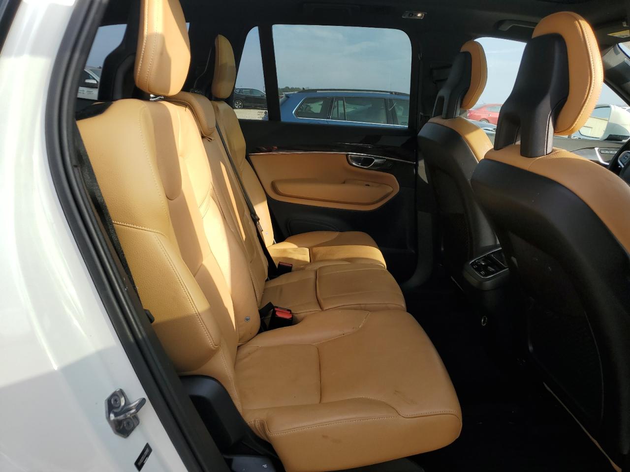 2018 Volvo Xc90 T5 VIN: YV4102CK5J1391197 Lot: 92750535