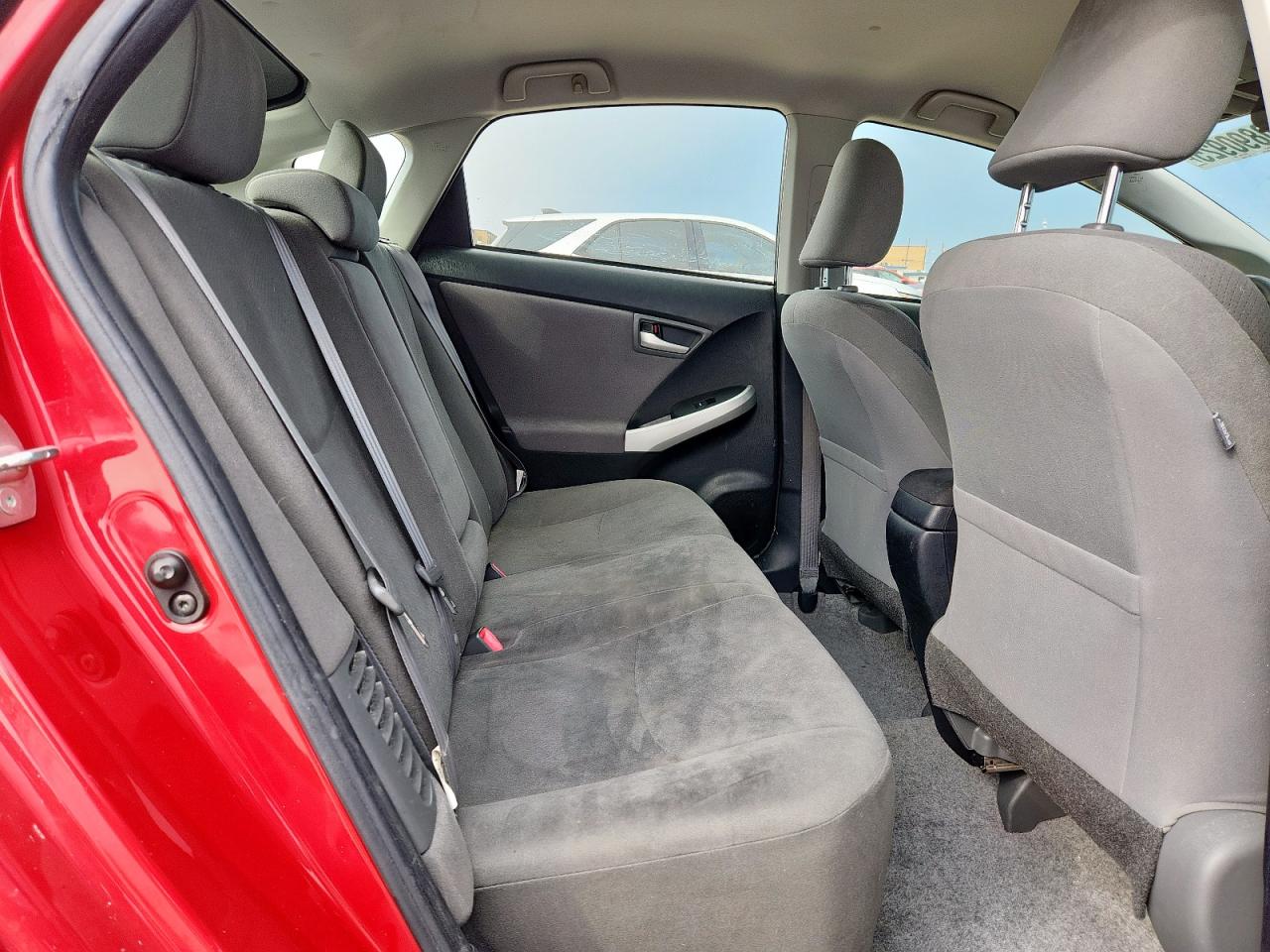 2014 Toyota Prius VIN: JTDKN3DU9E1751382 Lot: 90890925