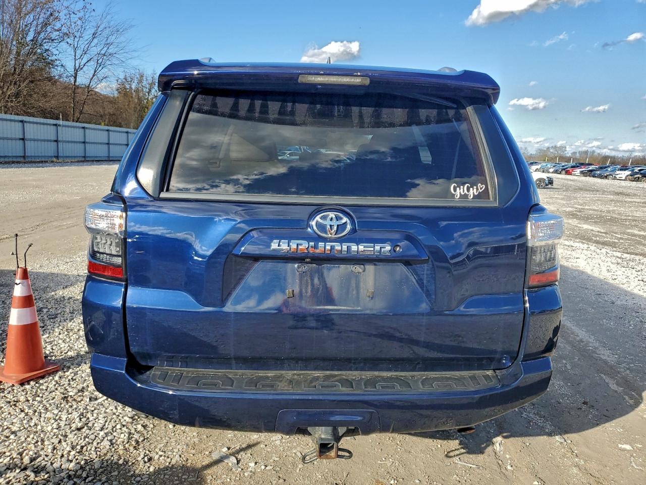 2017 Toyota 4Runner Sr5/Sr5 Premium VIN: JTEBU5JR2H5423521 Lot: 93395805