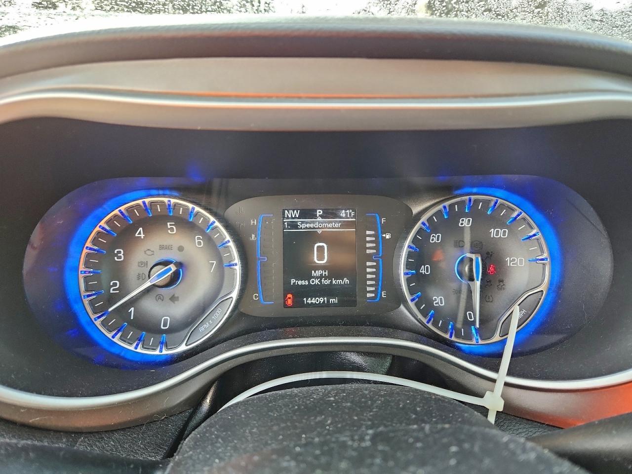 2020 Chrysler Pacifica Touring VIN: 2C4RC1FG5LR237568 Lot: 93916795