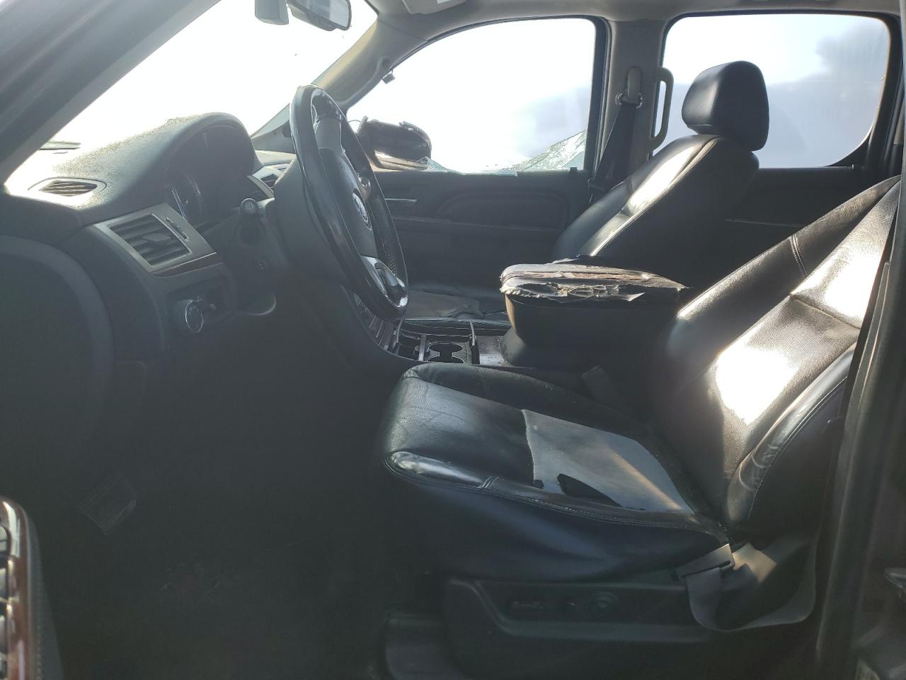 2011 Cadillac Escalade Esv Premium VIN: 1GYS4JEF4BR202140 Lot: 90894115