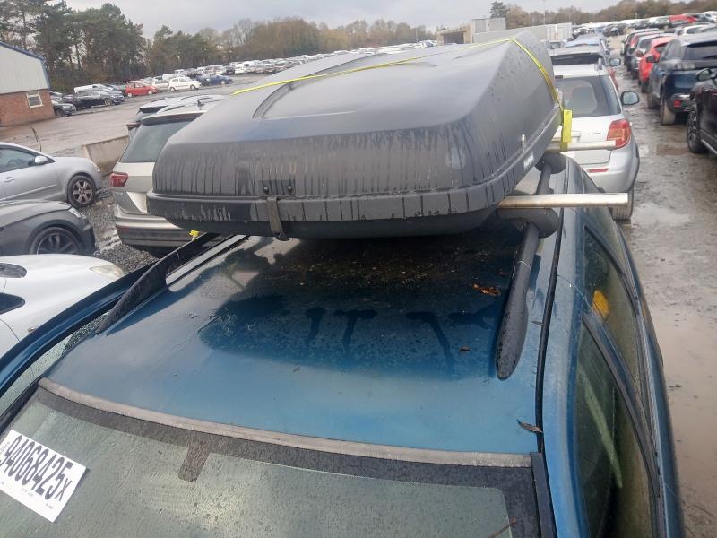 2001 VAUXHALL VECTRA 1.8 LS 5DR AUTO [AC]