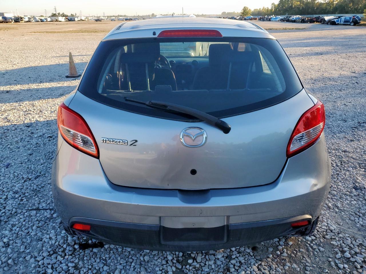 2012 Mazda Mazda2 VIN: JM1DE1KY6C0135967 Lot: 91070775
