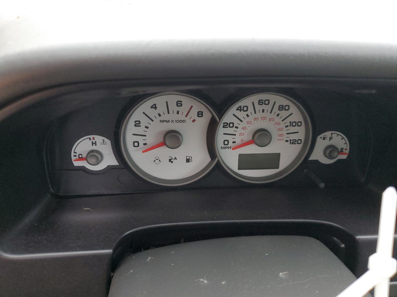 2005 Ford Escape Xlt VIN: 1FMYU03175KE32913 Lot: 90811865