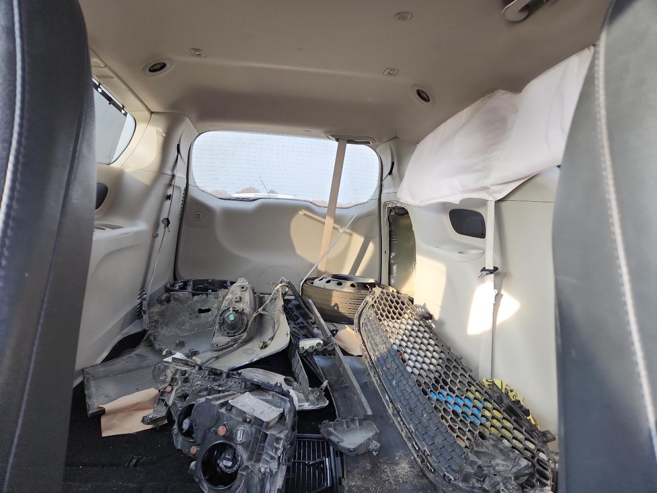 2019 Chrysler Pacifica Touring L VIN: 2C4RC1BG0KR732443 Lot: 93555775