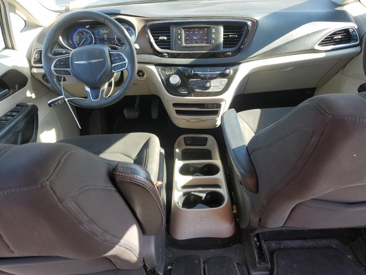 2017 Chrysler Pacifica Lx VIN: 2C4RC1CG4HR677888 Lot: 91774895