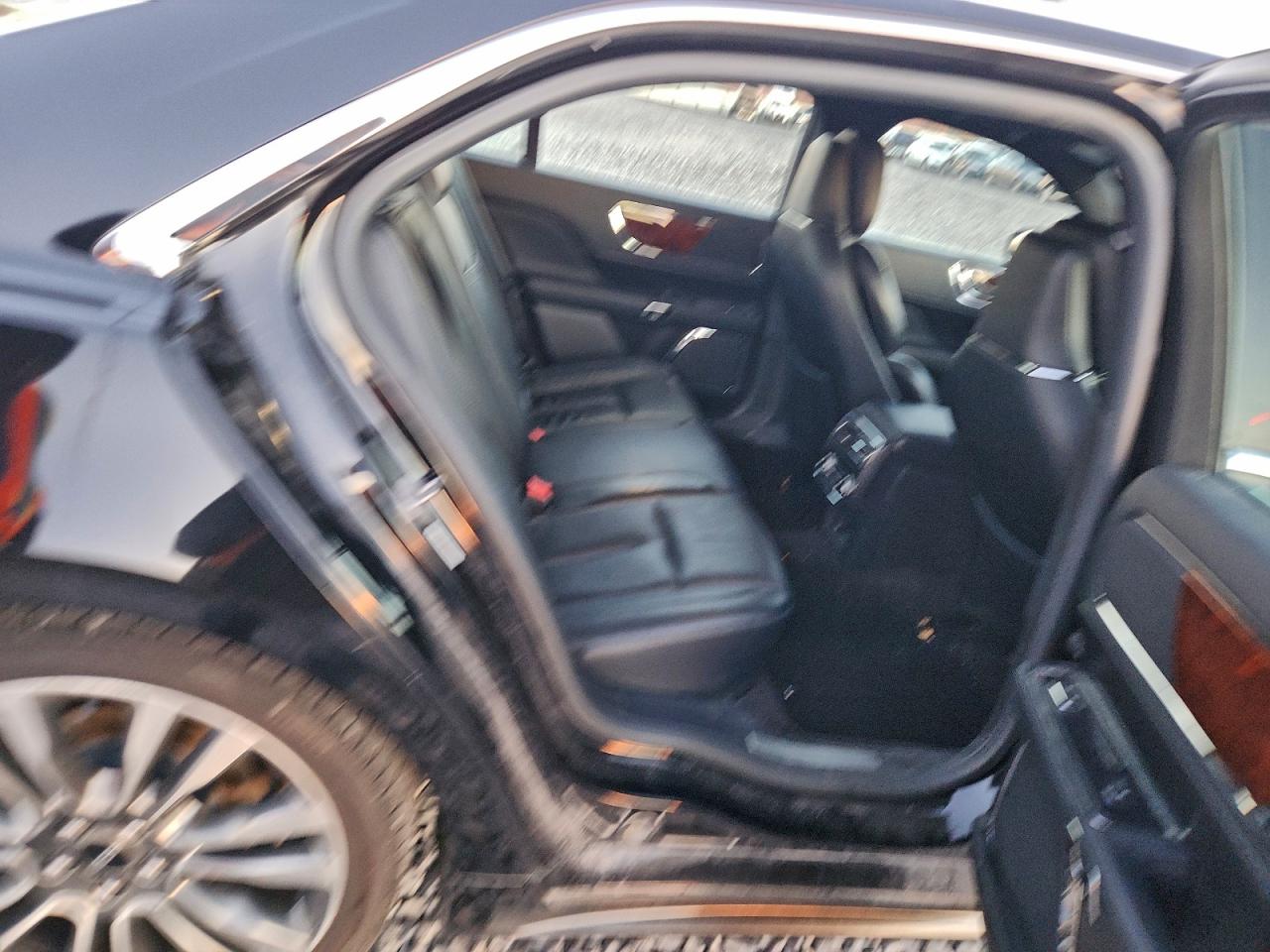 2017 Lincoln Continental Reserve VIN: 1LN6L9NP8H5611173 Lot: 94812235