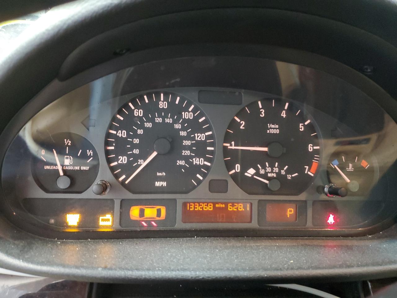 2004 BMW 325 Xi VIN: WBAEU33414PR13094 Lot: 91932385