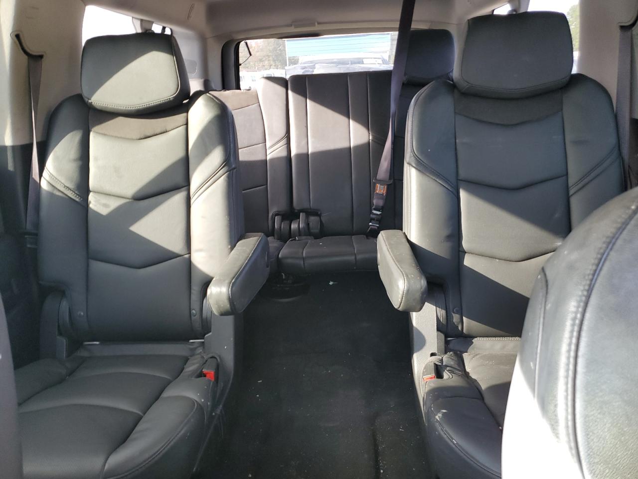 2017 Cadillac Escalade Esv Luxury VIN: 1GYS4HKJ4HR311367 Lot: 92315415