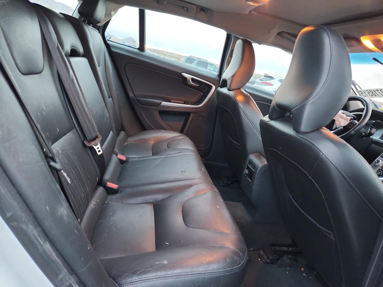 2017 Volvo V60 T5 Premier VIN: YV140MEK3H1336082 Lot: 92718515