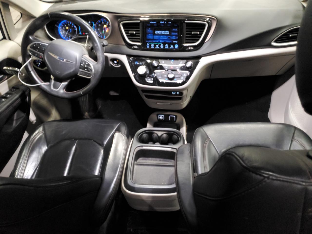 2017 Chrysler Pacifica Touring L VIN: 2C4RC1BG8HR752285 Lot: 92273785