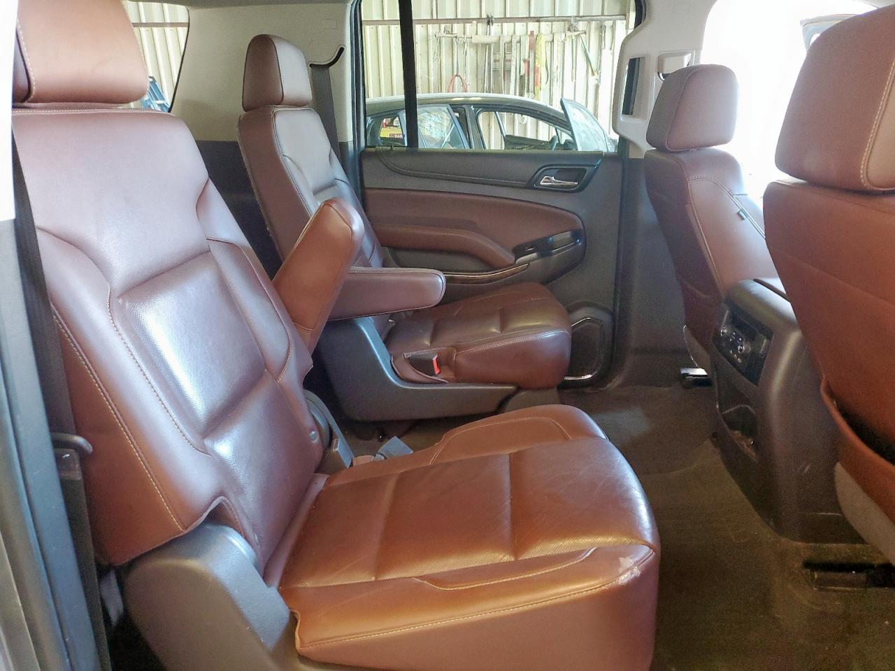 2018 Chevrolet Suburban C1500 Premier VIN: 1GNSCJKC4JR216502 Lot: 91512065