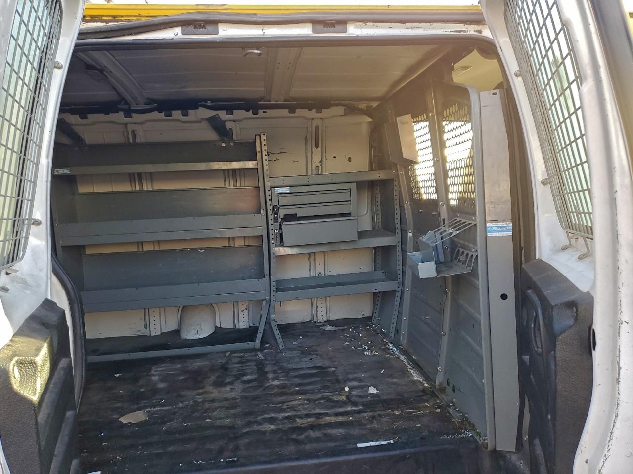 2016 GMC Savana G3500 VIN: 1GTZ7HFG5G1141852 Lot: 94042195