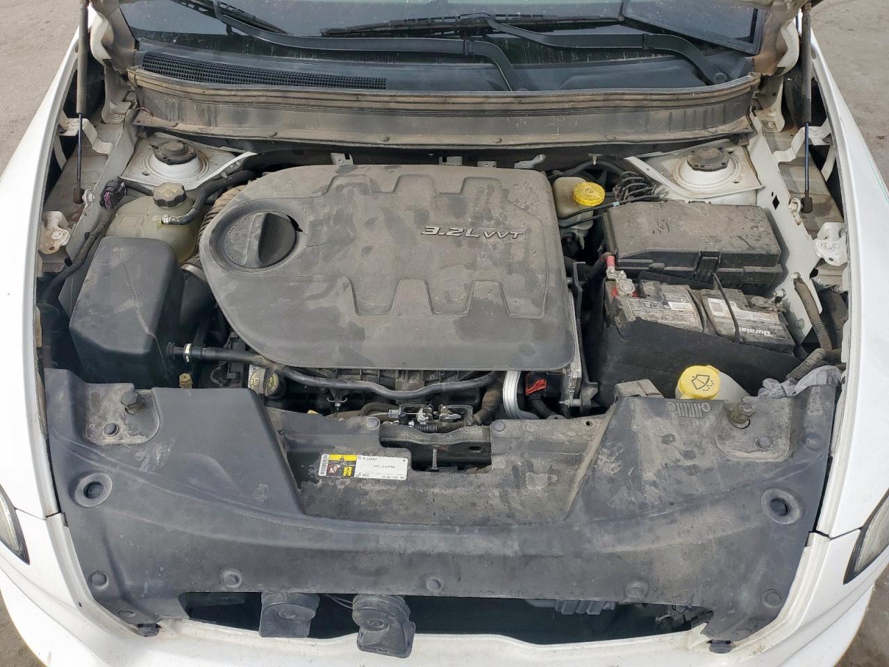 2014 Jeep Cherokee Latitude VIN: 1C4PJLCS4EW116817 Lot: 92706495