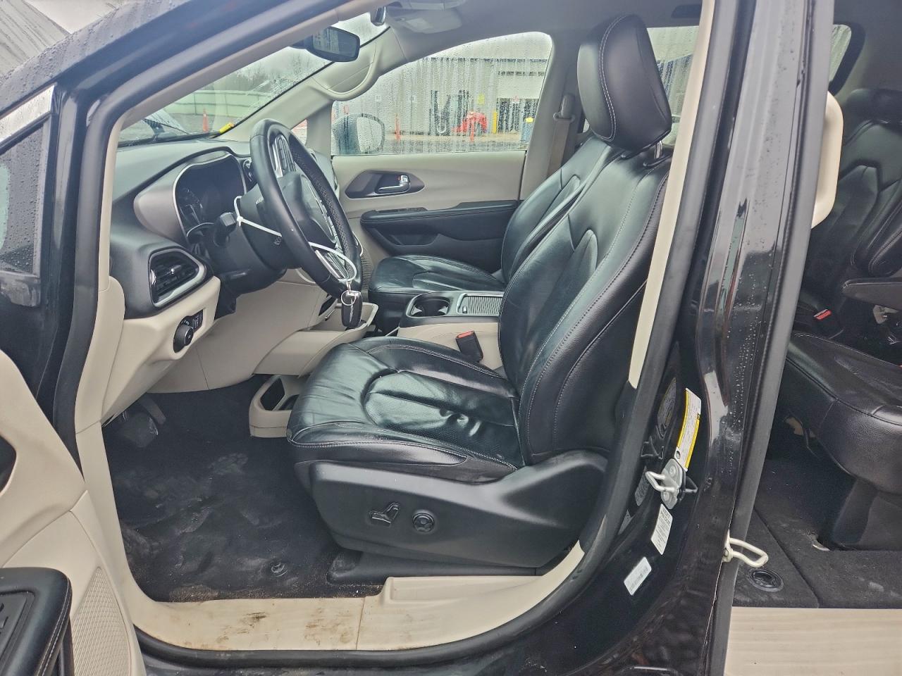 2022 Chrysler Pacifica Touring L VIN: 2C4RC1BGXNR117001 Lot: 93453635