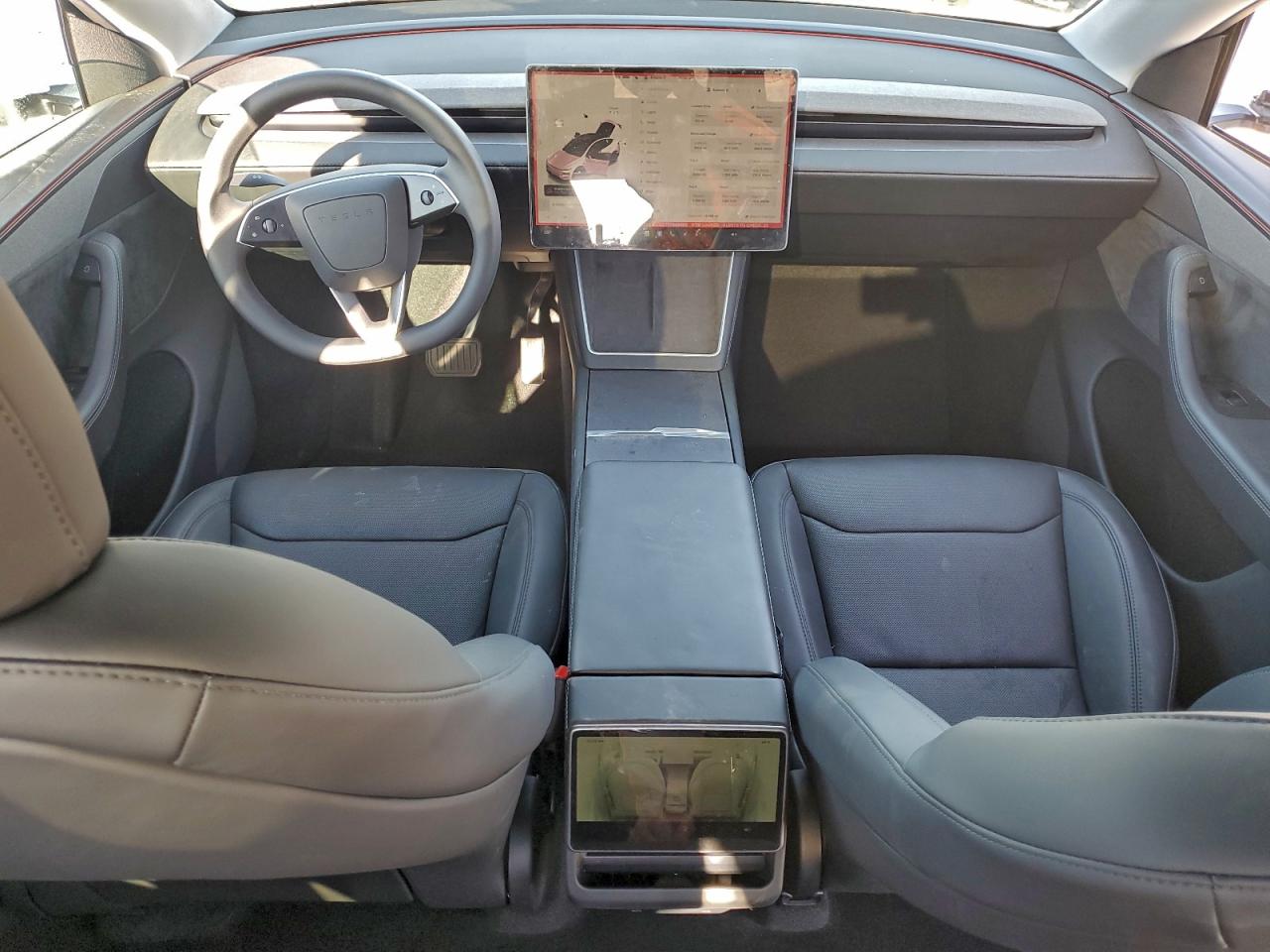 2026 Tesla Model Y VIN: 7SAYGDEE7TF343892 Lot: 93901835