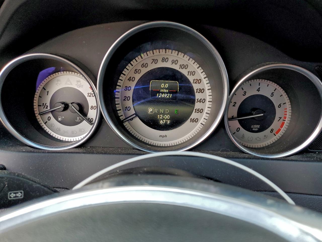 2014 Mercedes-Benz C 250 VIN: WDDGF4HB5ER304847 Lot: 94295325