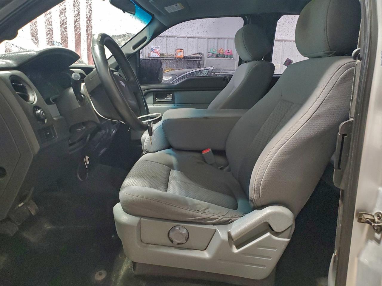 2013 Ford F150 Super Cab VIN: 1FTFX1EF5DFC88240 Lot: 93510625